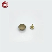 כפתור פליז עתיק רגיל